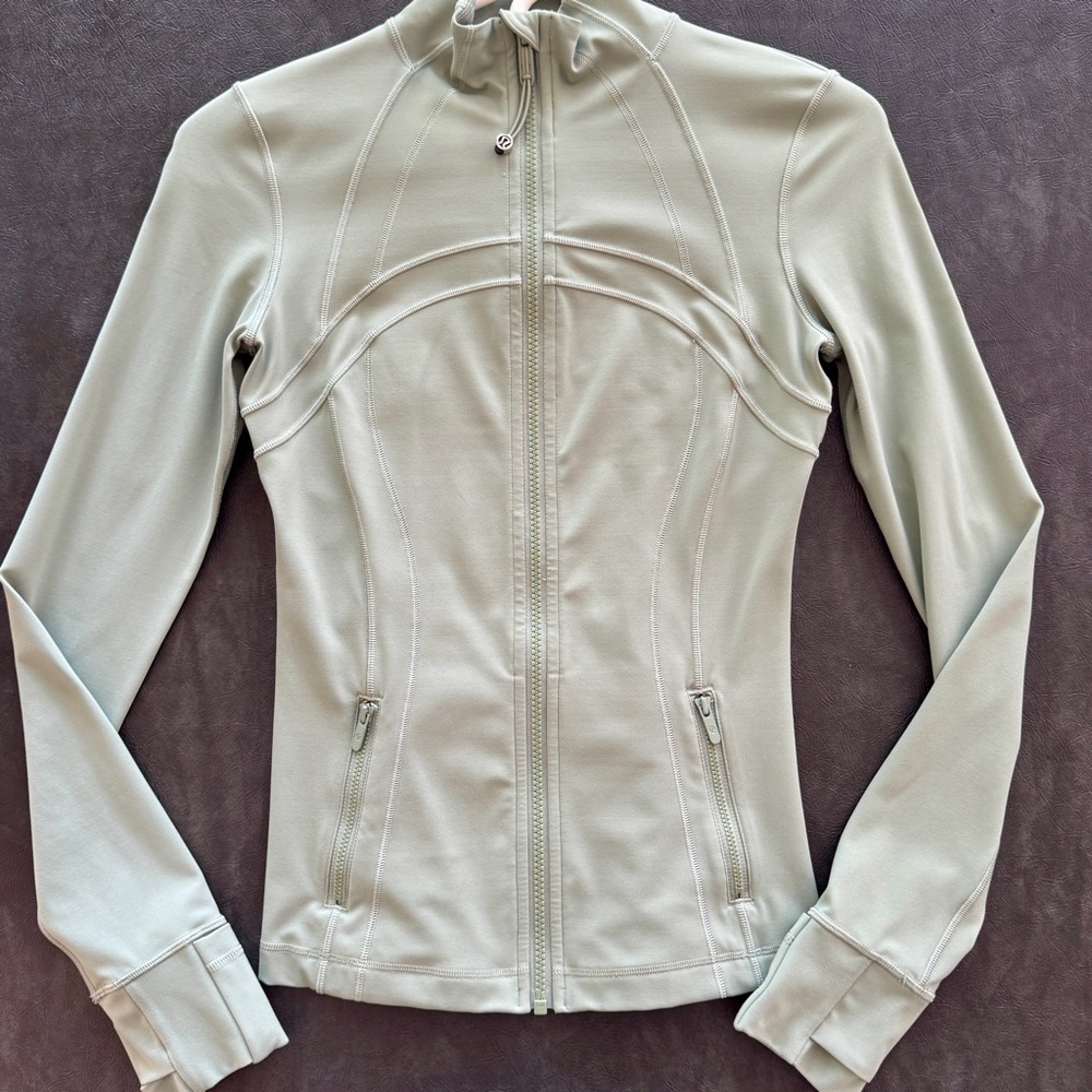 Lulu Lemon Women's Define Jacket - Light Sage/Size 4